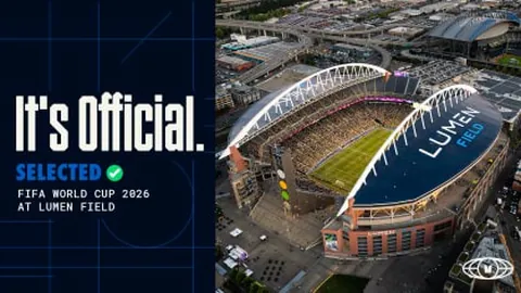 世预赛关键对决：韩阿激战在即，孙兴慜领衔黄喜灿出战，李刚仁预备替补登场